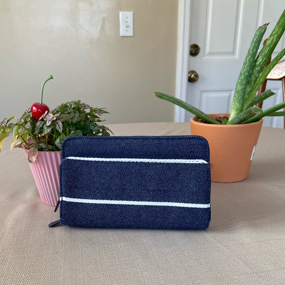 Thirty One Perfect Cents Wallet